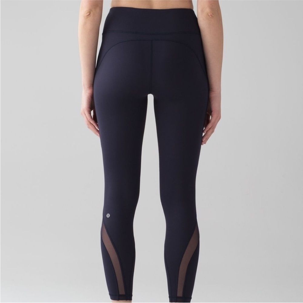 Lululemon Invigorate 7/8 Tight Midnight Navy size 8 - Picture 3 of 9